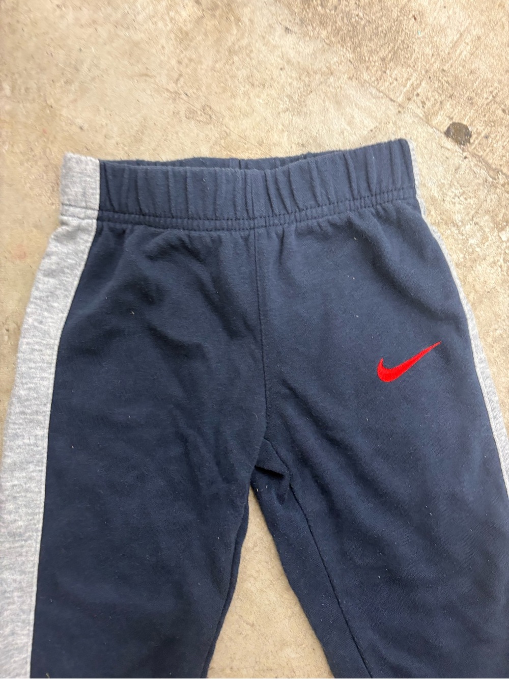 Nike Boys Size 5 Fleece Sweatpants Blue/Gray Side Stripe Red Swoosh Pull-On - Picture 7 of 8